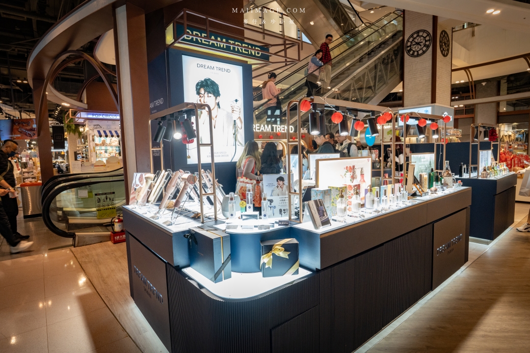 2026大江購物中心～2026的賀歲新面貌『大江南北東西市 萬馬奔騰賀新春』，全國獨家！全年免費停車，大江才是真正的桃園之光！桃園最推薦的購物中心就在大江。