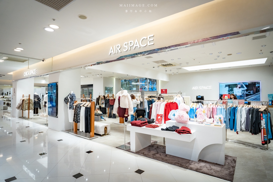 2026大江購物中心～2026的賀歲新面貌『大江南北東西市 萬馬奔騰賀新春』，全國獨家！全年免費停車，大江才是真正的桃園之光！桃園最推薦的購物中心就在大江。