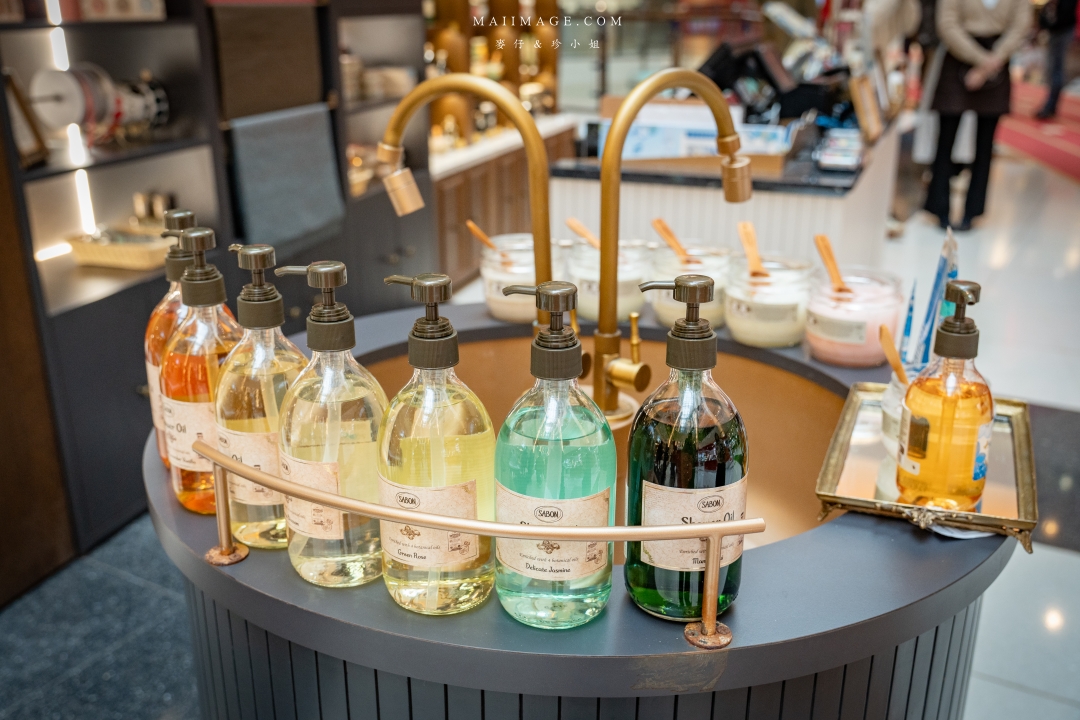 2026大江購物中心～2026的賀歲新面貌『大江南北東西市 萬馬奔騰賀新春』，全國獨家！全年免費停車，大江才是真正的桃園之光！桃園最推薦的購物中心就在大江。