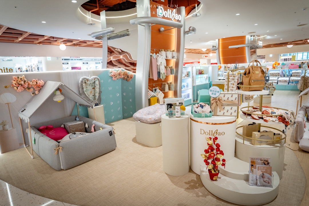 2026大江購物中心～2026的賀歲新面貌『大江南北東西市 萬馬奔騰賀新春』，全國獨家！全年免費停車，大江才是真正的桃園之光！桃園最推薦的購物中心就在大江。