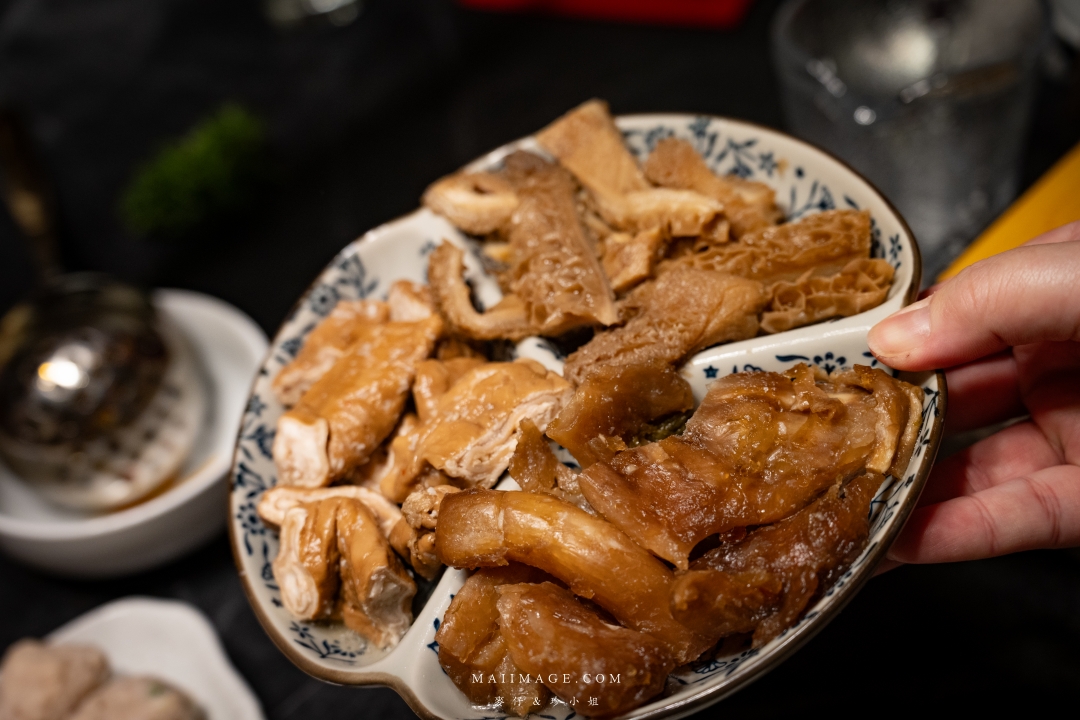 【台北美食】老撈麻辣鍋-順天外科醫院大稻埕店|AI教父黃仁勳麻辣鍋愛店,二店在大稻埕迪化街插旗!大同區美食推薦 【台北美食】老撈麻辣鍋-順天外科醫院大稻埕店|AI教父黃仁勳麻辣鍋愛店,二店在大稻埕迪化街插旗!大同區美食推薦