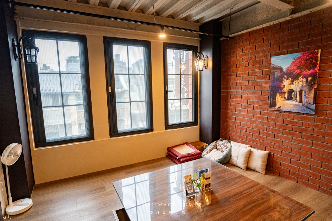 【苗栗美食】啡常美好～苗栗苑裡必訪氣氛咖啡館！百年老宅搖身一變的氣氛咖啡館，餐點水準高選擇多元，手沖精品咖啡必點。啡常美好評價、苑裡老街必吃、寵物友善咖啡廳、苗栗聚餐首選