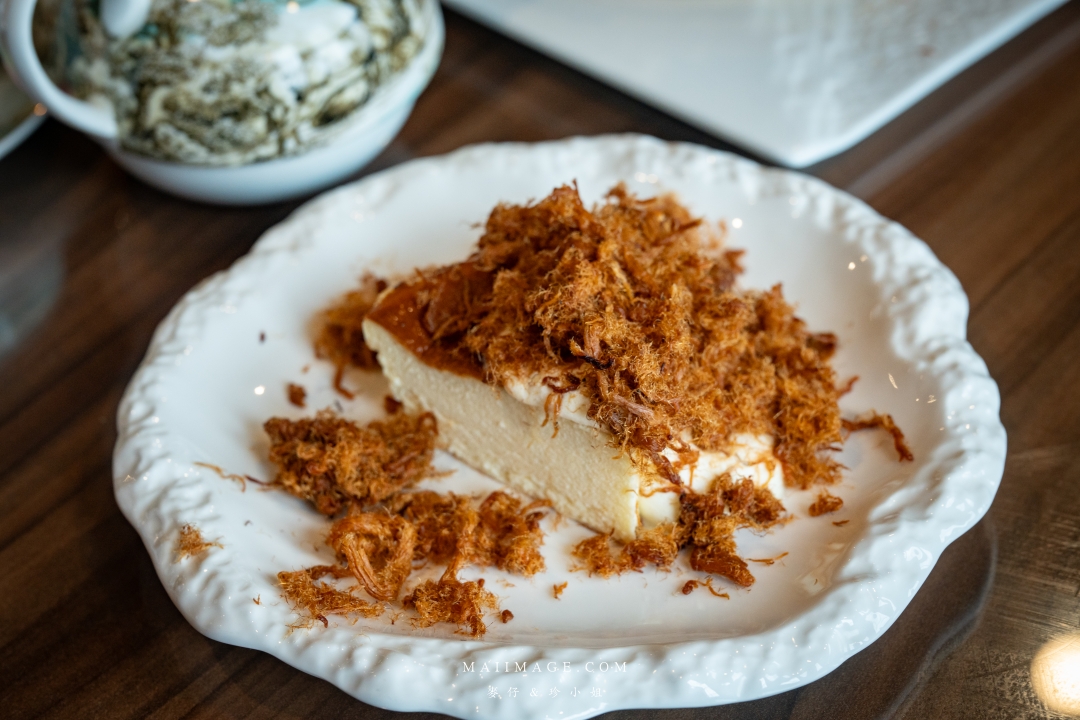 【苗栗美食】啡常美好～苗栗苑裡必訪氣氛咖啡館！百年老宅搖身一變的氣氛咖啡館，餐點水準高選擇多元，手沖精品咖啡必點。啡常美好評價、苑裡老街必吃、寵物友善咖啡廳、苗栗聚餐首選