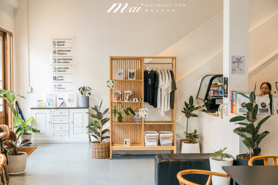 【曼谷咖啡推薦】Milk & Honey Bangkok～2026曼谷咖啡館推薦，免費Wifi跟插座還不限時！BTS帕卡儂站 Phra Khanong咖啡推薦