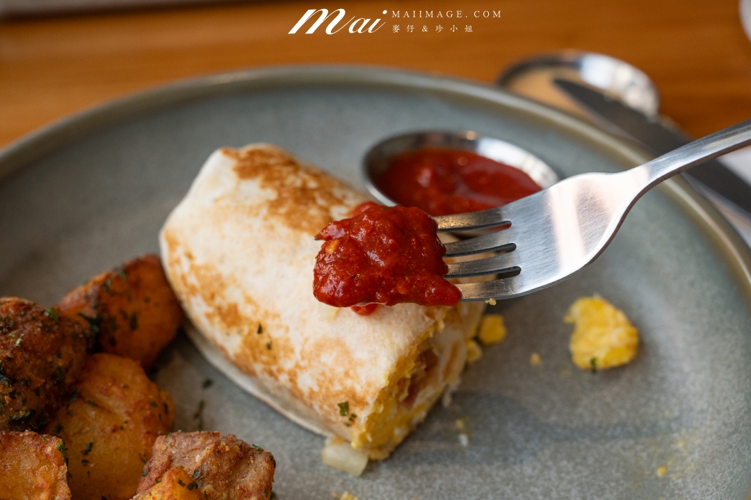 【曼谷咖啡推薦】Milk & Honey Bangkok～2026曼谷咖啡館推薦，免費Wifi跟插座還不限時！BTS帕卡儂站 Phra Khanong咖啡推薦