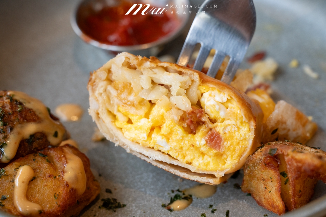 【曼谷咖啡推薦】Milk & Honey Bangkok～2026曼谷咖啡館推薦，免費Wifi跟插座還不限時！BTS帕卡儂站 Phra Khanong咖啡推薦