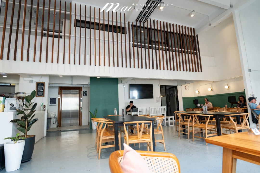 【曼谷咖啡推薦】Milk & Honey Bangkok～2026曼谷咖啡館推薦，免費Wifi跟插座還不限時！BTS帕卡儂站 Phra Khanong咖啡推薦
