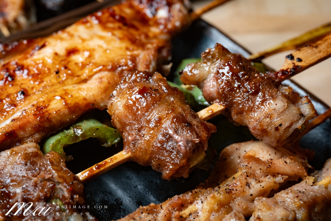 【新莊美食】柒息地串燒居酒屋 新莊中華店~狂賀11週年慶!新北最超值串燒居酒屋,必點經典神醬燒系列,每串最低只要19元起!新莊聚餐首選。捷運幸福站美食推薦 【新莊美食】柒息地串燒居酒屋 新莊中華店~狂賀11週年慶!新北最超值串燒居酒屋,必點經典神醬燒系列,每串最低只要19元起!新莊聚餐首選。捷運幸福站美食推薦