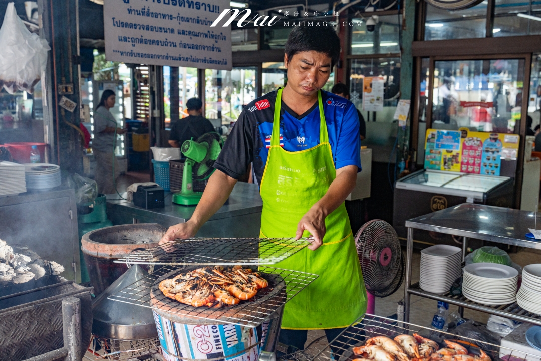 【泰國大城美食】蝦市場kung phuean praew～泰國大城區Ayutthaya必吃泰國蝦餐廳，在地人也排隊的炭烤大蝦，現點現烤大隻又划算！