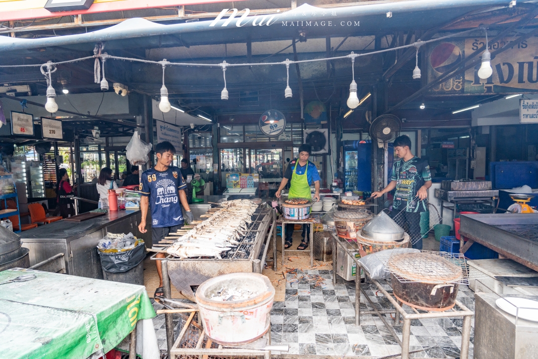 【泰國大城美食】蝦市場kung phuean praew～泰國大城區Ayutthaya必吃泰國蝦餐廳，在地人也排隊的炭烤大蝦，現點現烤大隻又划算！