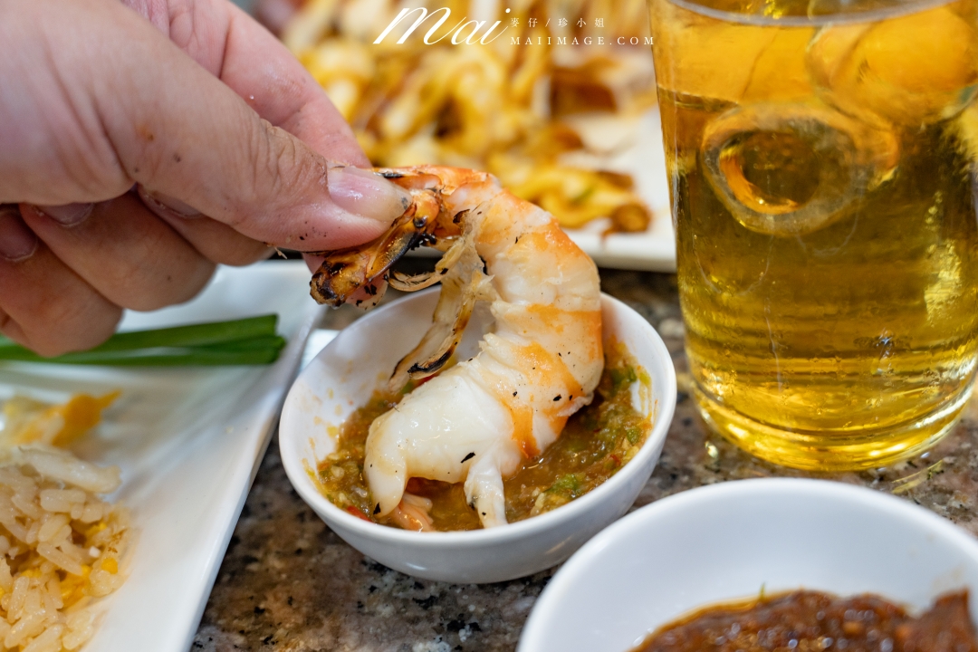 【泰國大城美食】蝦市場kung phuean praew～泰國大城區Ayutthaya必吃泰國蝦餐廳，在地人也排隊的炭烤大蝦，現點現烤大隻又划算！