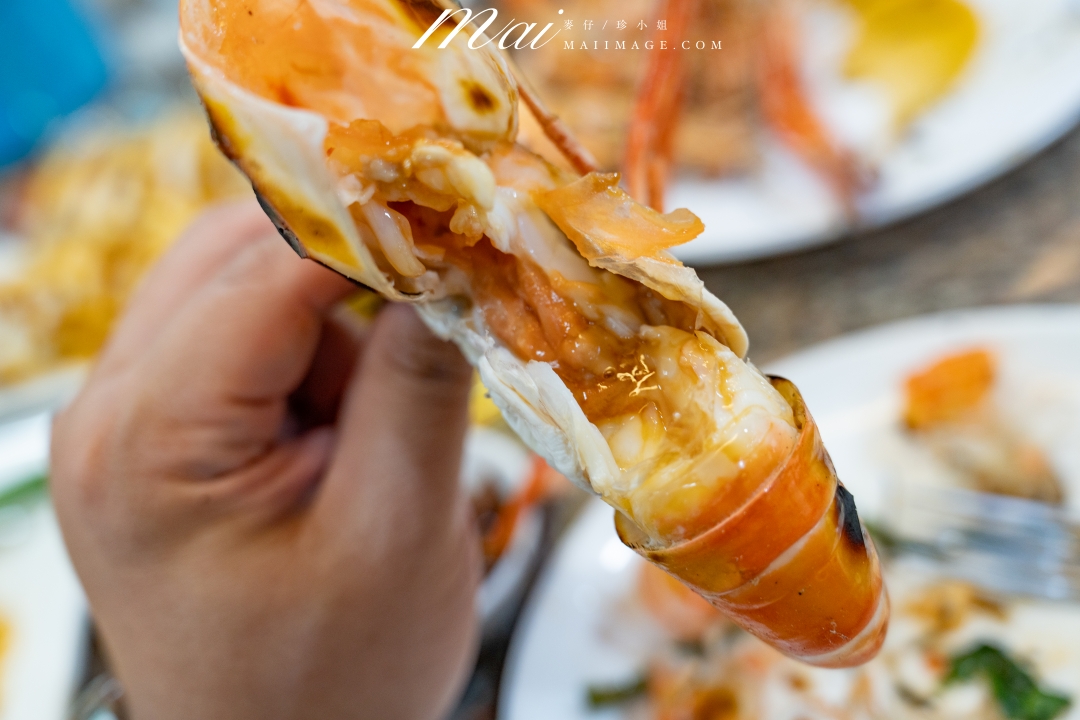 【泰國大城美食】蝦市場kung phuean praew～泰國大城區Ayutthaya必吃泰國蝦餐廳，在地人也排隊的炭烤大蝦，現點現烤大隻又划算！