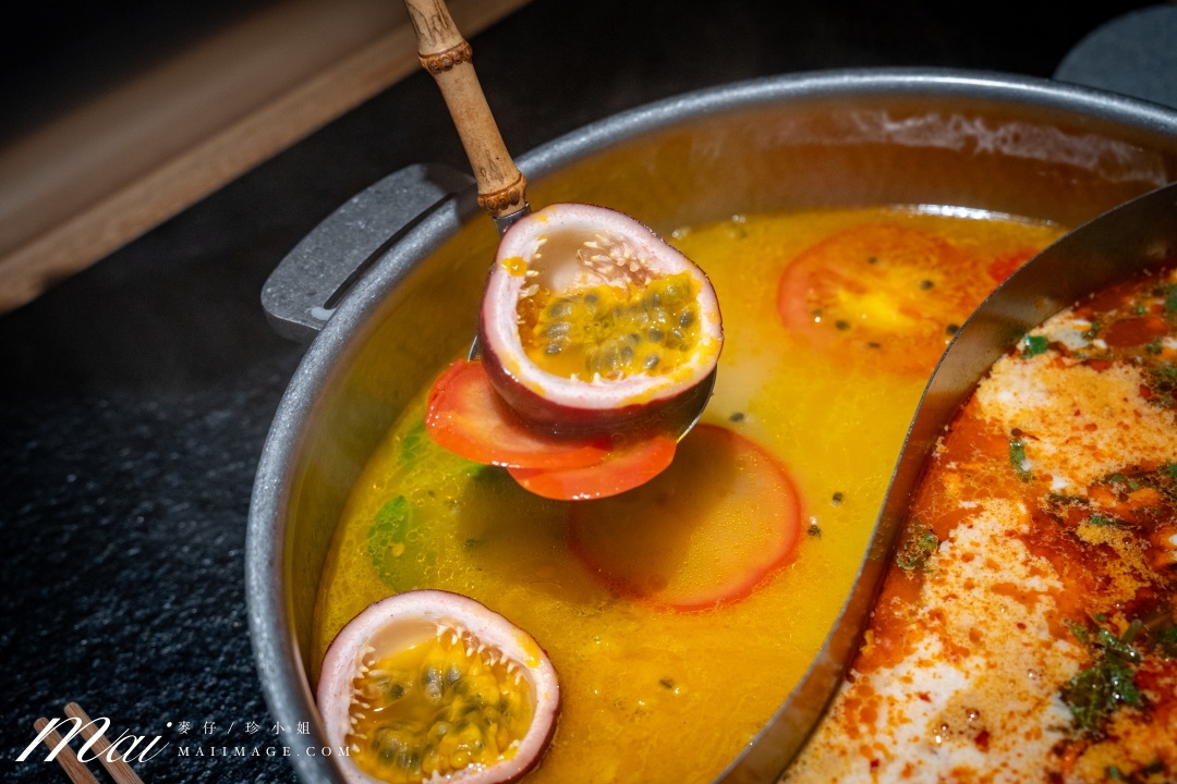 台北大安區美食|滇發哥·雲南臭豆腐火鍋,忠孝敦化站巷弄裡越臭越迷人的深夜火鍋,臭豆腐百香果酸湯鴛鴦鍋必點。台北異國火鍋推薦 台北大安區美食|滇發哥·雲南臭豆腐火鍋,忠孝敦化站巷弄裡越臭越迷人的深夜火鍋,臭豆腐百香果酸湯鴛鴦鍋必點。台北異國火鍋推薦