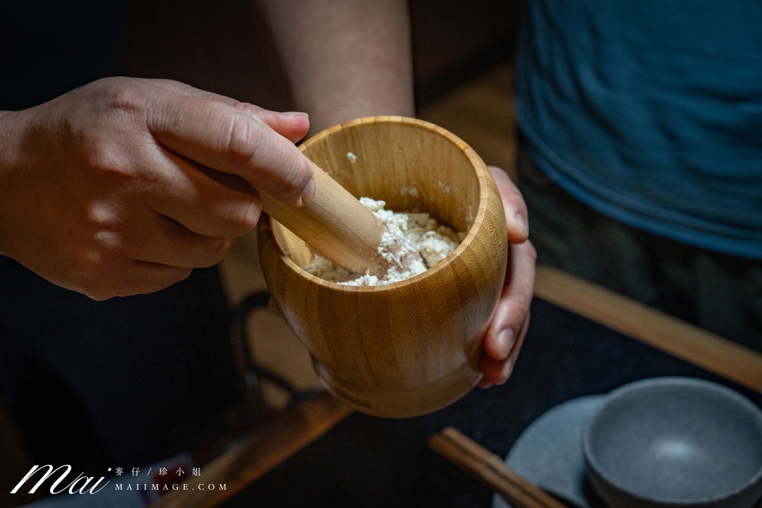 台北大安區美食|滇發哥·雲南臭豆腐火鍋,忠孝敦化站巷弄裡越臭越迷人的深夜火鍋,臭豆腐百香果酸湯鴛鴦鍋必點。台北異國火鍋推薦 台北大安區美食|滇發哥·雲南臭豆腐火鍋,忠孝敦化站巷弄裡越臭越迷人的深夜火鍋,臭豆腐百香果酸湯鴛鴦鍋必點。台北異國火鍋推薦