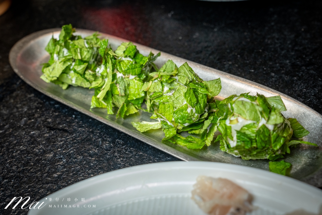 台北大安區美食|滇發哥·雲南臭豆腐火鍋,忠孝敦化站巷弄裡越臭越迷人的深夜火鍋,臭豆腐百香果酸湯鴛鴦鍋必點。台北異國火鍋推薦 台北大安區美食|滇發哥·雲南臭豆腐火鍋,忠孝敦化站巷弄裡越臭越迷人的深夜火鍋,臭豆腐百香果酸湯鴛鴦鍋必點。台北異國火鍋推薦