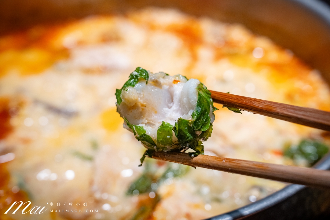 台北大安區美食|滇發哥·雲南臭豆腐火鍋,忠孝敦化站巷弄裡越臭越迷人的深夜火鍋,臭豆腐百香果酸湯鴛鴦鍋必點。台北異國火鍋推薦 台北大安區美食|滇發哥·雲南臭豆腐火鍋,忠孝敦化站巷弄裡越臭越迷人的深夜火鍋,臭豆腐百香果酸湯鴛鴦鍋必點。台北異國火鍋推薦