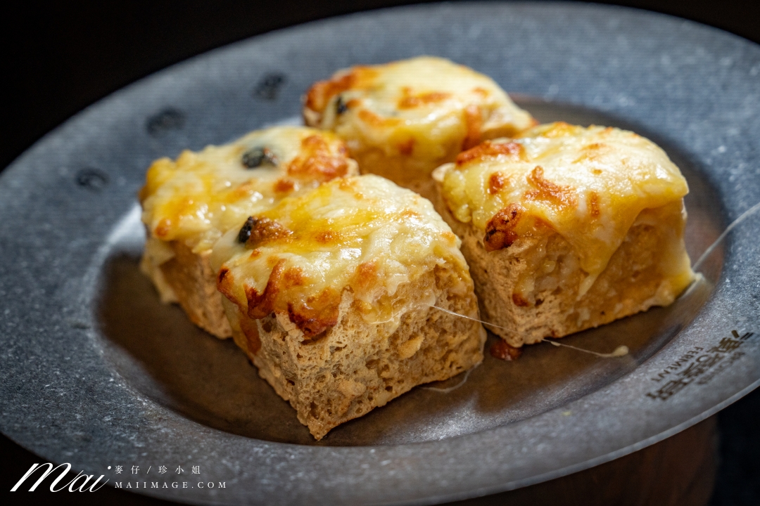 台北大安區美食|滇發哥·雲南臭豆腐火鍋,忠孝敦化站巷弄裡越臭越迷人的深夜火鍋,臭豆腐百香果酸湯鴛鴦鍋必點。台北異國火鍋推薦 台北大安區美食|滇發哥·雲南臭豆腐火鍋,忠孝敦化站巷弄裡越臭越迷人的深夜火鍋,臭豆腐百香果酸湯鴛鴦鍋必點。台北異國火鍋推薦