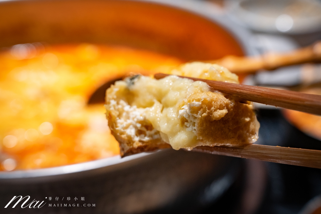 台北大安區美食|滇發哥·雲南臭豆腐火鍋,忠孝敦化站巷弄裡越臭越迷人的深夜火鍋,臭豆腐百香果酸湯鴛鴦鍋必點。台北異國火鍋推薦 台北大安區美食|滇發哥·雲南臭豆腐火鍋,忠孝敦化站巷弄裡越臭越迷人的深夜火鍋,臭豆腐百香果酸湯鴛鴦鍋必點。台北異國火鍋推薦