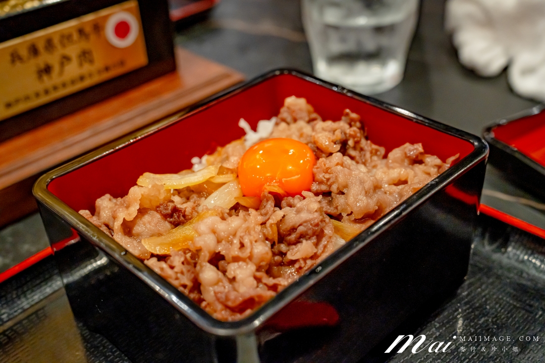 【大阪美食】黑澤神戶牛～神戶必吃平價和牛蓋飯，Tabelog神戶牛觀光協會推薦名店。