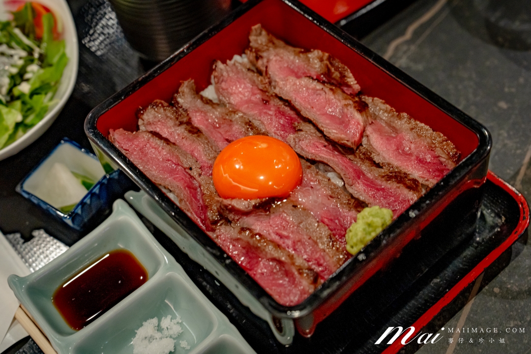 【大阪美食】黑澤神戶牛～神戶必吃平價和牛蓋飯，Tabelog神戶牛觀光協會推薦名店。