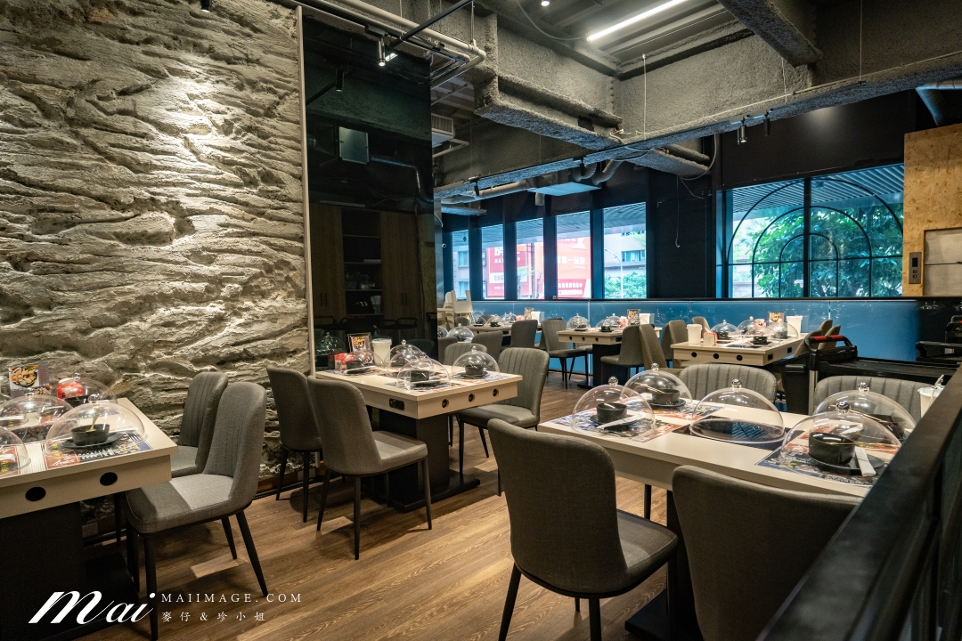 【桃園藝文美食】食鍋性也 藝文店～桃園藝文特區精緻火鍋吃到飽，359元起蔬菜吧、飲料、主食通通無限供應！再加239還能肉品無限吃