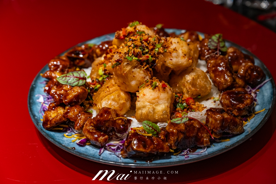 【台北美食】麟聚餐廳～連續兩年米其林一星經典粵菜！麟聚餐廳｜25000元桌菜開箱！玻璃脆皮小乳鴨、魚翅濃湯一品雞、油焗大虎蝦好銷魂、台北小巨蛋捷運美食