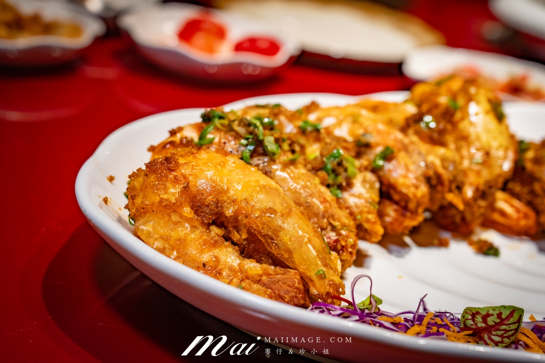【台北美食】麟聚餐廳～連續兩年米其林一星經典粵菜！麟聚餐廳｜25000元桌菜開箱！玻璃脆皮小乳鴨、魚翅濃湯一品雞、油焗大虎蝦好銷魂、台北小巨蛋捷運美食