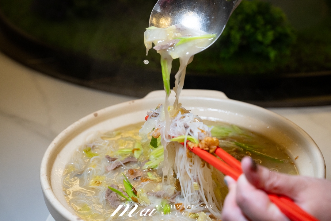 【台北美食】水粵香~師大商圈必吃粵菜餐廳!全新推出預約制菜色,窯爐柴燒片皮鴨、冬瓜百寶金湯盅、蒜仔百花燒刺蔘,道道展現粵菜真功夫 【台北美食】水粵香~師大商圈必吃粵菜餐廳!全新推出預約制菜色,窯爐柴燒片皮鴨、冬瓜百寶金湯盅、蒜仔百花燒刺蔘,道道展現粵菜真功夫