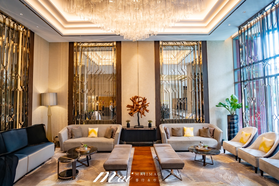 【曼谷住宿推薦】曼谷察殿大酒店 Chatrium Grand Bangkok～暹羅商圈Siam五星住宿，超大房型、泳池與早餐一次開箱！泰國親子旅遊推薦
