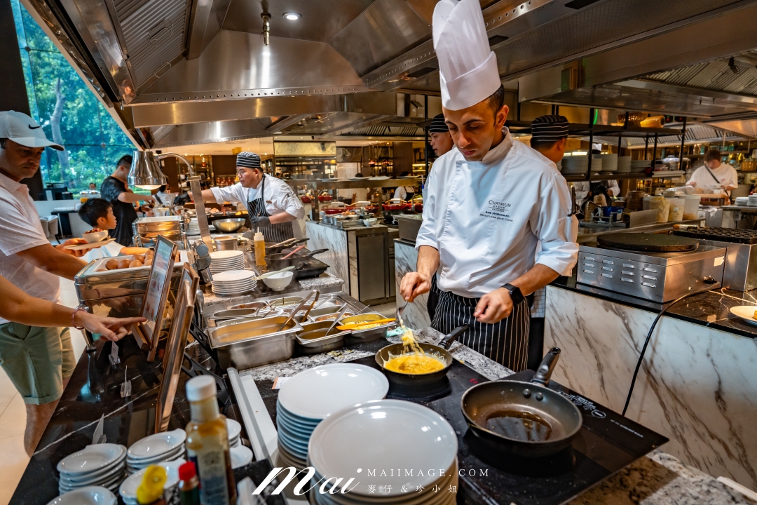 【曼谷住宿推薦】曼谷察殿大酒店 Chatrium Grand Bangkok～暹羅商圈Siam五星住宿，超大房型、泳池與早餐一次開箱！泰國親子旅遊推薦