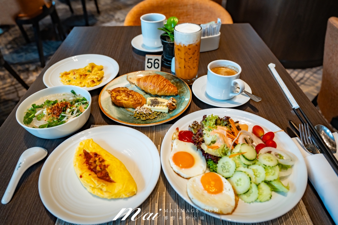 【曼谷住宿推薦】曼谷察殿大酒店 Chatrium Grand Bangkok～暹羅商圈Siam五星住宿，超大房型、泳池與早餐一次開箱！泰國親子旅遊推薦