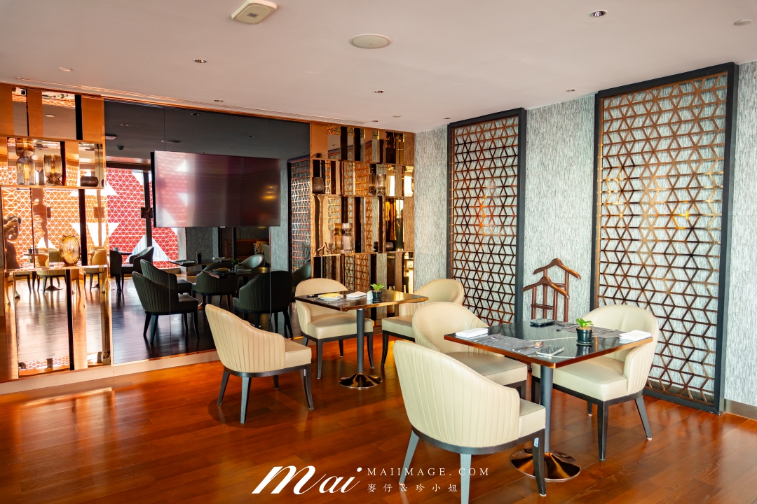 【曼谷住宿推薦】曼谷察殿大酒店 Chatrium Grand Bangkok～暹羅商圈Siam五星住宿，超大房型、泳池與早餐一次開箱！泰國親子旅遊推薦