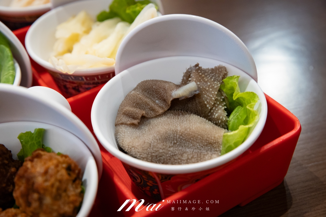 【台北美食】大隊長老火鍋|台北中山區重慶麻辣鍋,九宮格牛油全紅鍋超過癮,香菜嫩牛肉、九宮戰盤必點 【台北美食】大隊長老火鍋|台北中山區重慶麻辣鍋,九宮格牛油全紅鍋超過癮,香菜嫩牛肉、九宮戰盤必點