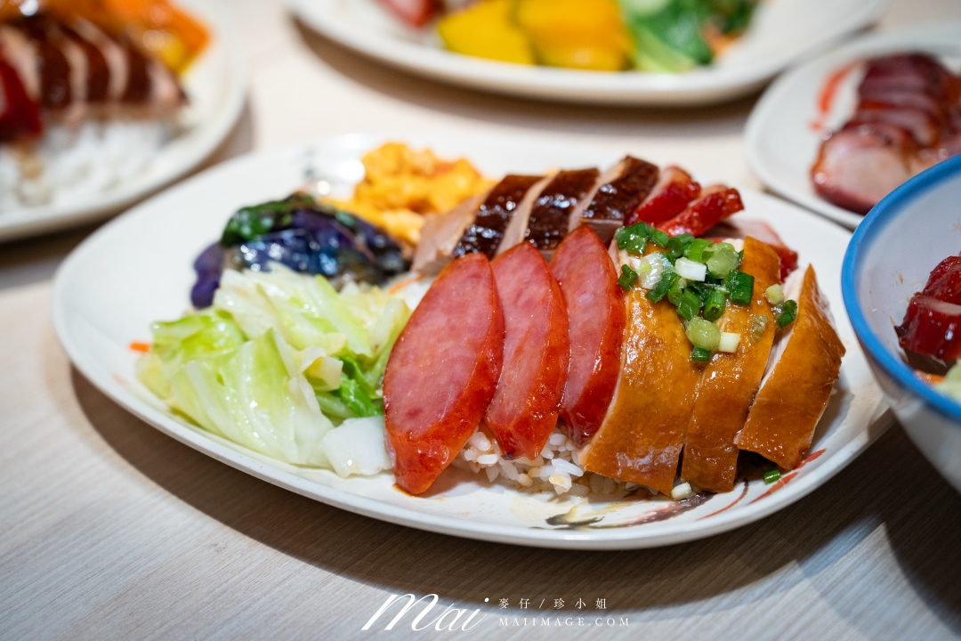 【台北美食】龍記港式燒臘粥麵～松江南京美食推薦！百元黯然銷魂飯、叉燒油雞必吃，台北超人氣排隊燒臘