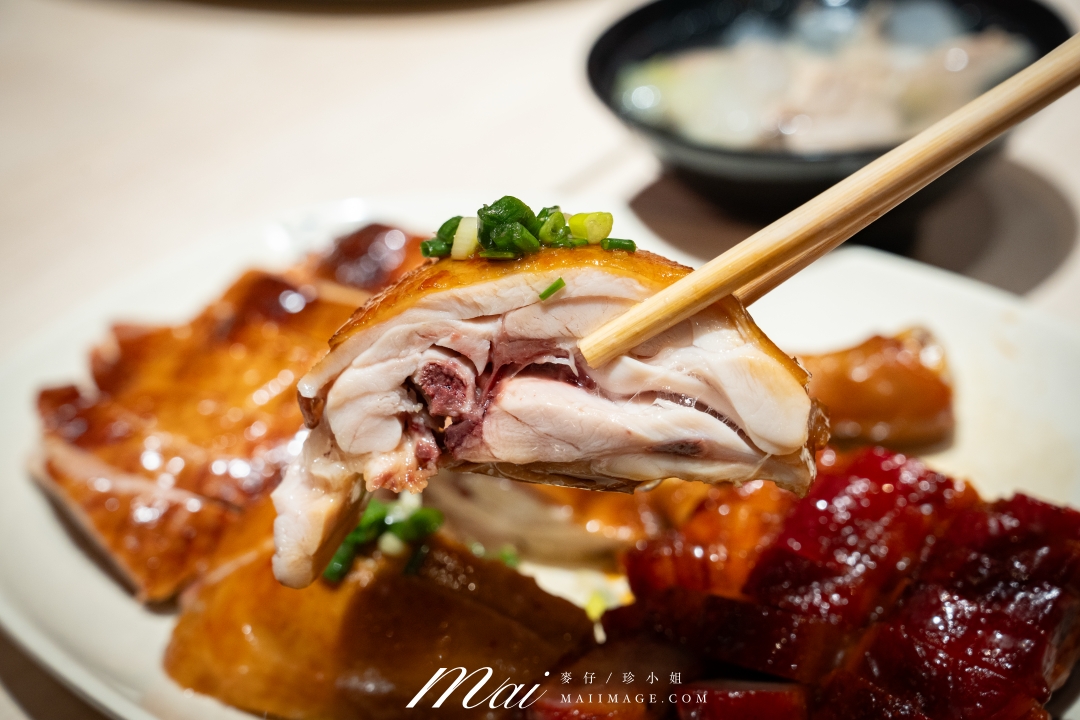 【台北美食】龍記港式燒臘粥麵～松江南京美食推薦！百元黯然銷魂飯、叉燒油雞必吃，台北超人氣排隊燒臘