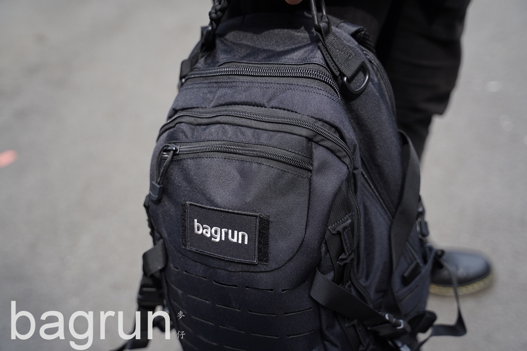 收納背包推薦～bagrun維京傘繩軍事風格後背包｜帥氣粗獷風格強烈、13吋筆電3c產品輕鬆放