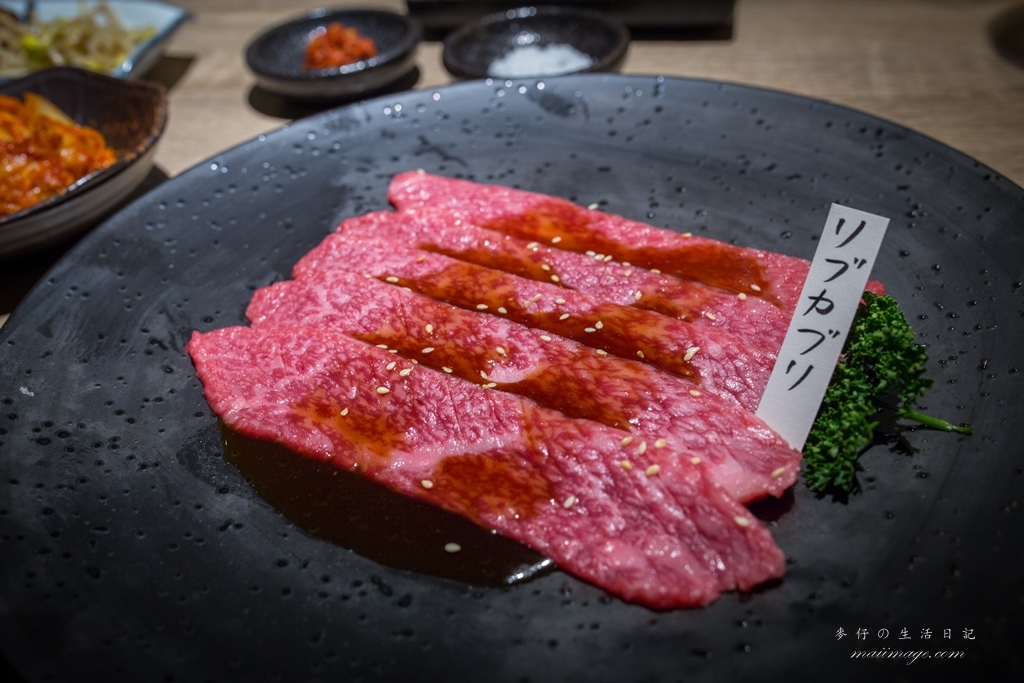 台北燒肉｜燒肉中的精品、職人等級的夢幻逸品～全程貼心桌邊服務｜燒肉Hatsu Yakiniku & Wine