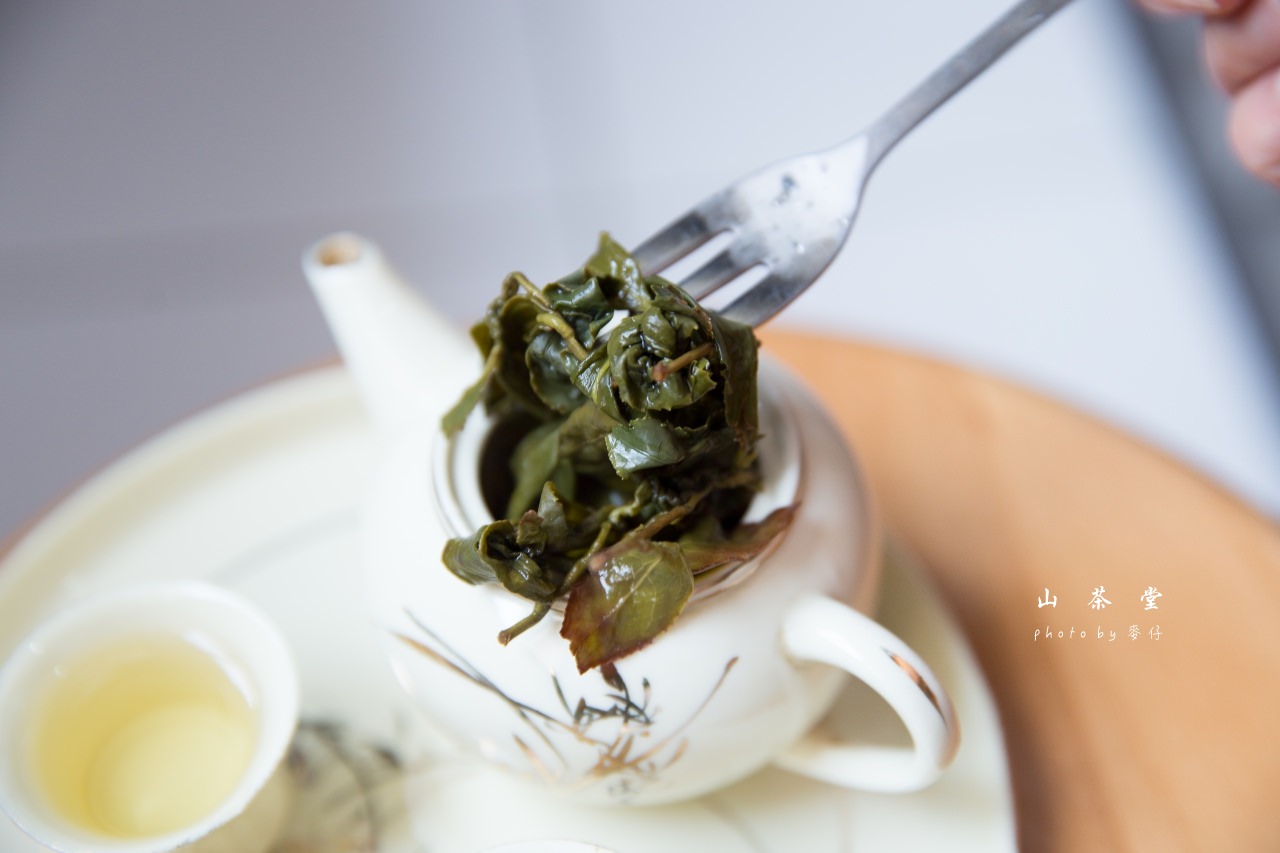 山茶堂｜茶葉界的LV 100%阿里山高山烏龍茶｜集合質感與品質於一身的珍貴春茶